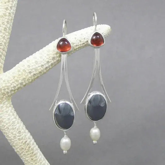 Elises | Pearl Radiance Red Crystal Vintage Design | Silver Earrings